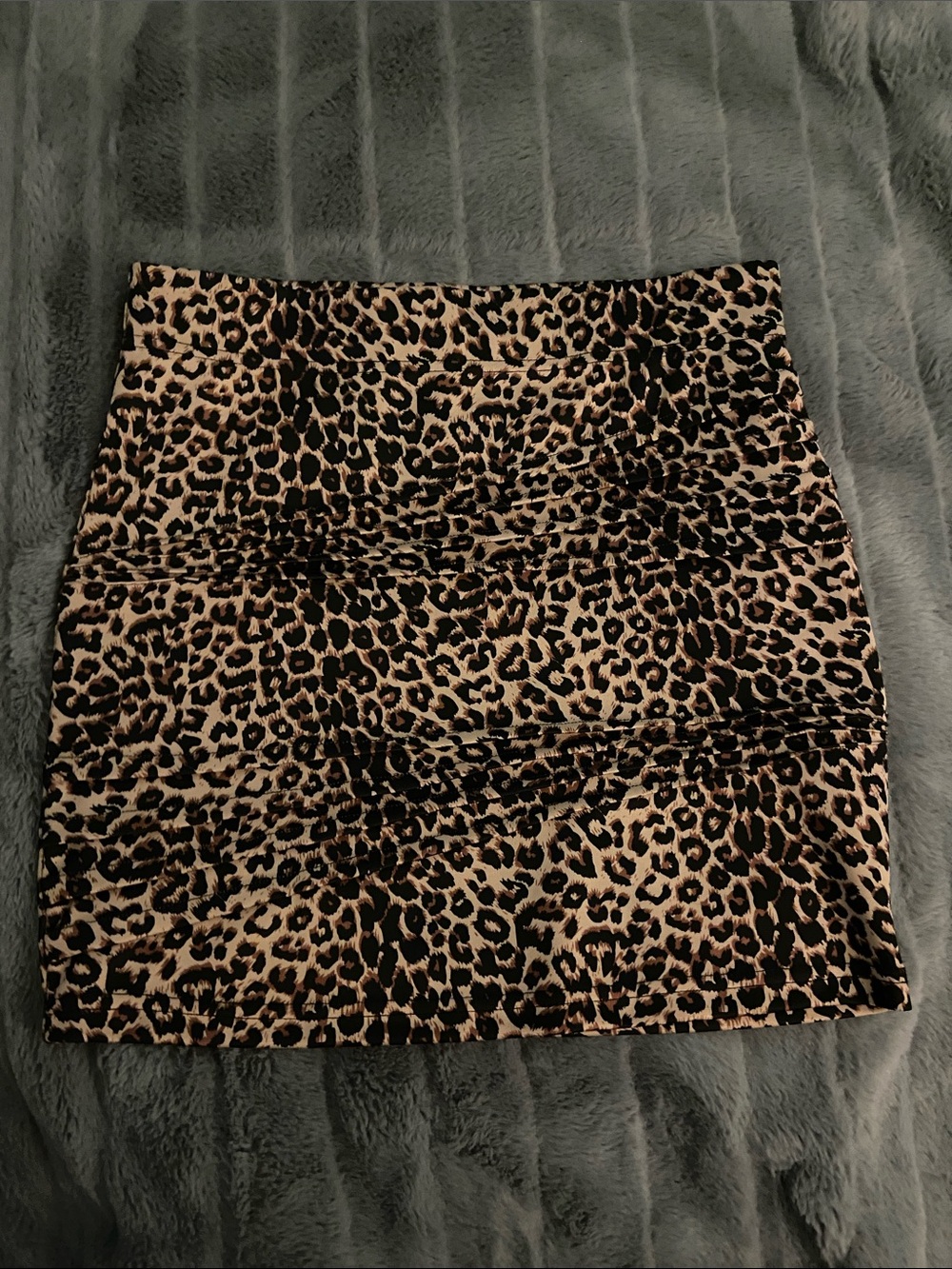 Leopard print mini skirt vintage